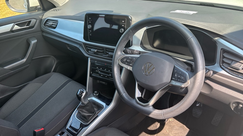 Volkswagen T-Roc 1.0 TSI Life 5dr Petrol Hatchback - Image 11