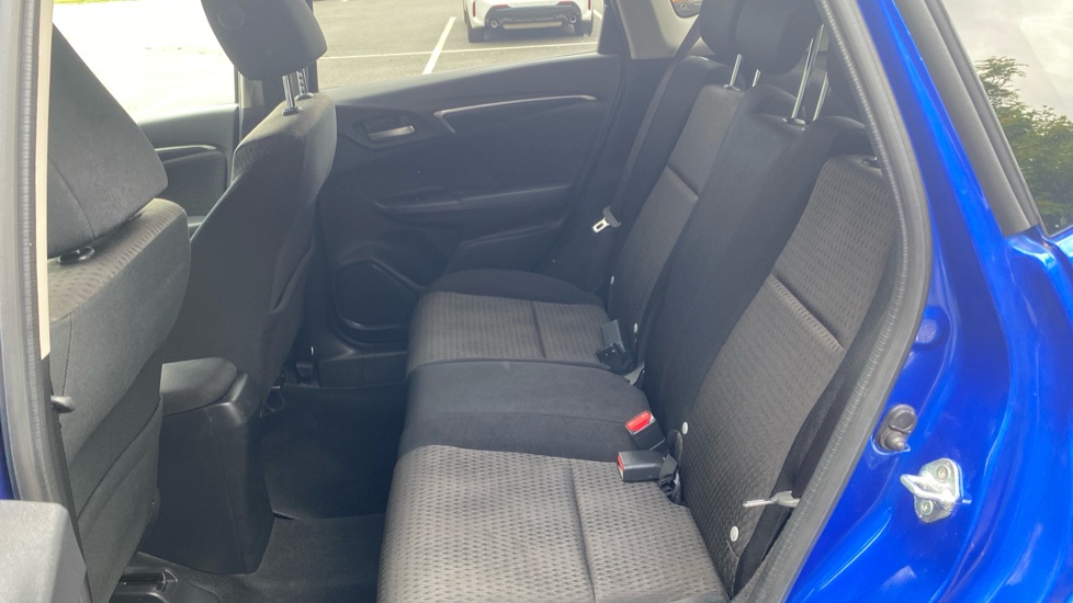 Honda Jazz 1.3 i-VTEC EX Navi 5dr Petrol Hatchback - Image 16