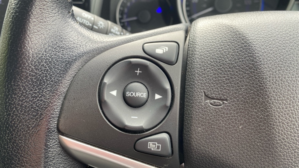 Honda Jazz 1.3 i-VTEC EX Navi 5dr Petrol Hatchback - Image 24