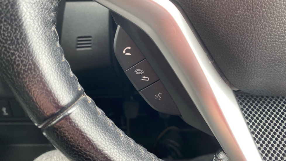 Honda Jazz 1.3 i-VTEC EX Navi 5dr Petrol Hatchback - Image 25