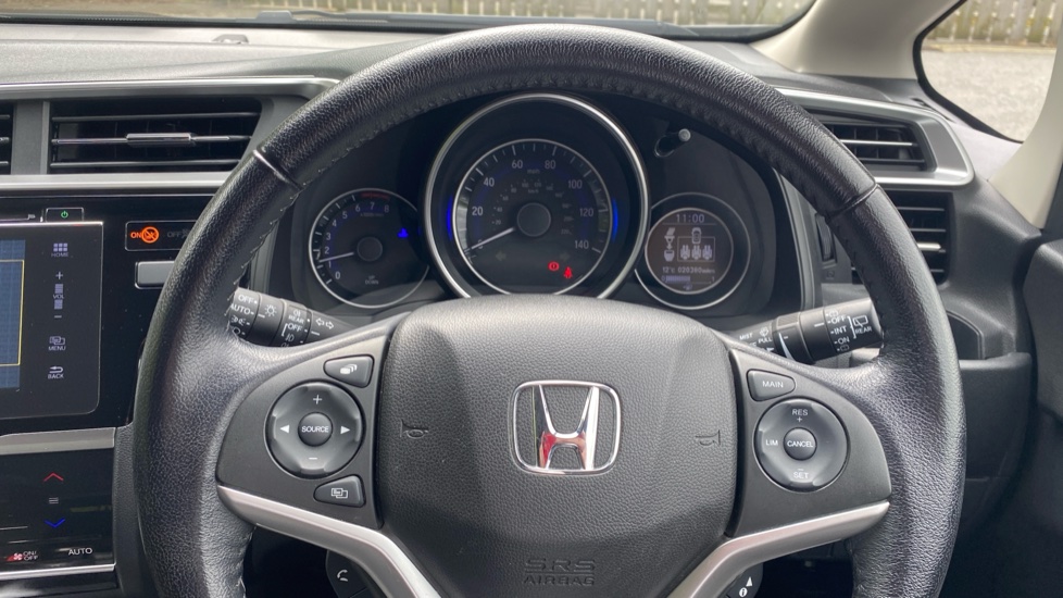 Honda Jazz 1.3 i-VTEC EX Navi 5dr Petrol Hatchback - Image 29