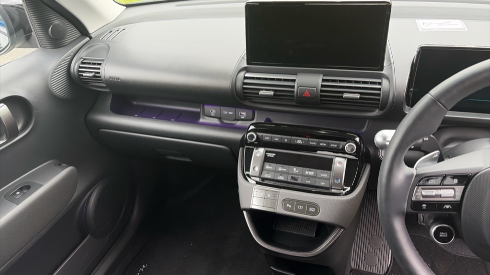Hyundai INSTER 85kW 02 49kWh 5dr Auto Electric Hatchback - Image 14