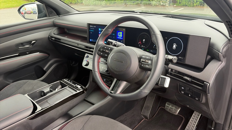 Hyundai TUCSON 1.6T Hybrid N Line S 5dr Auto Hybrid Estate - Image 11