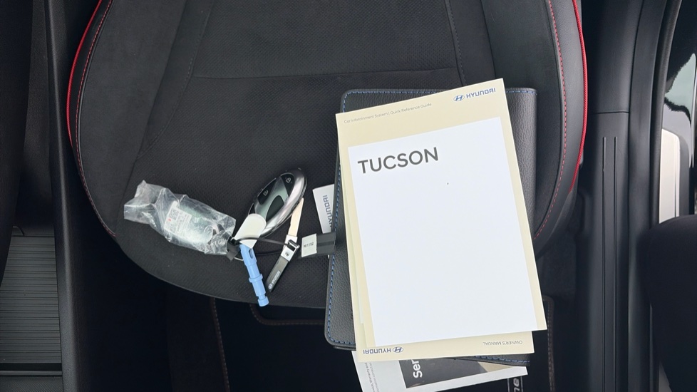 Hyundai TUCSON 1.6T Hybrid N Line S 5dr Auto Hybrid Estate - Image 19