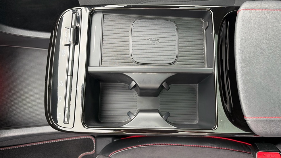 Hyundai TUCSON 1.6T Hybrid N Line S 5dr Auto Hybrid Estate - Image 24