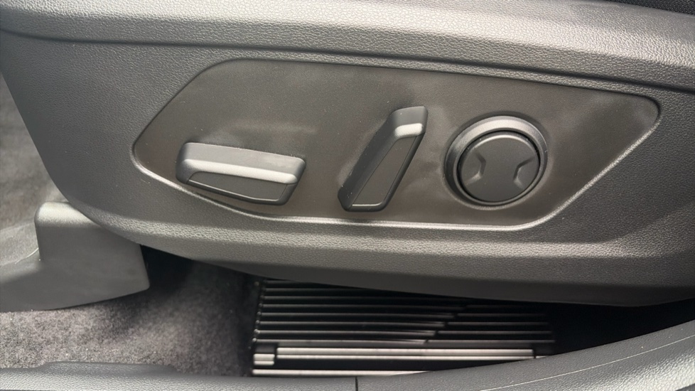 Hyundai TUCSON 1.6T Hybrid N Line S 5dr Auto Hybrid Estate - Image 26