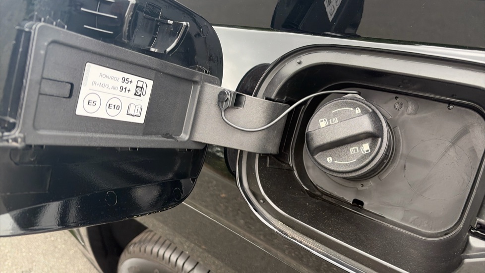 Hyundai TUCSON 1.6T Hybrid N Line S 5dr Auto Hybrid Estate - Image 28