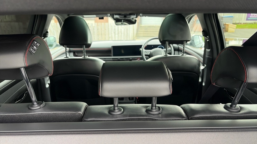 Hyundai TUCSON 1.6T Hybrid N Line S 5dr Auto Hybrid Estate - Image 35