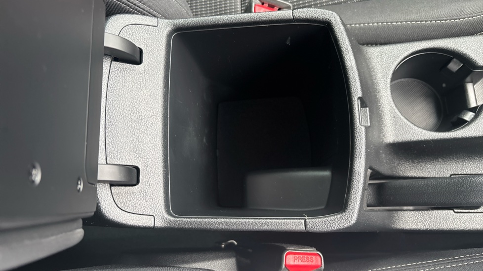 Kia Sportage 1.6 GDi ISG 2 5dr Petrol Estate - Image 32