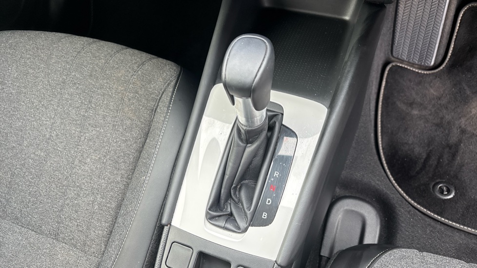 Honda Jazz 1.5 i-MMD Hybrid Advance 5dr eCVT Hybrid Hatchback - Image 13