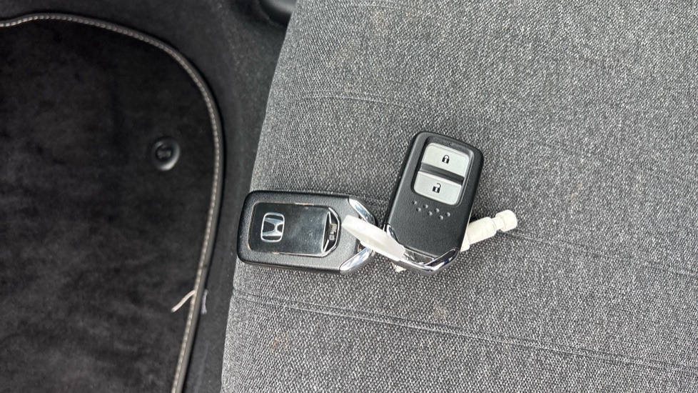 Honda Jazz 1.5 i-MMD Hybrid Advance 5dr eCVT Hybrid Hatchback - Image 20