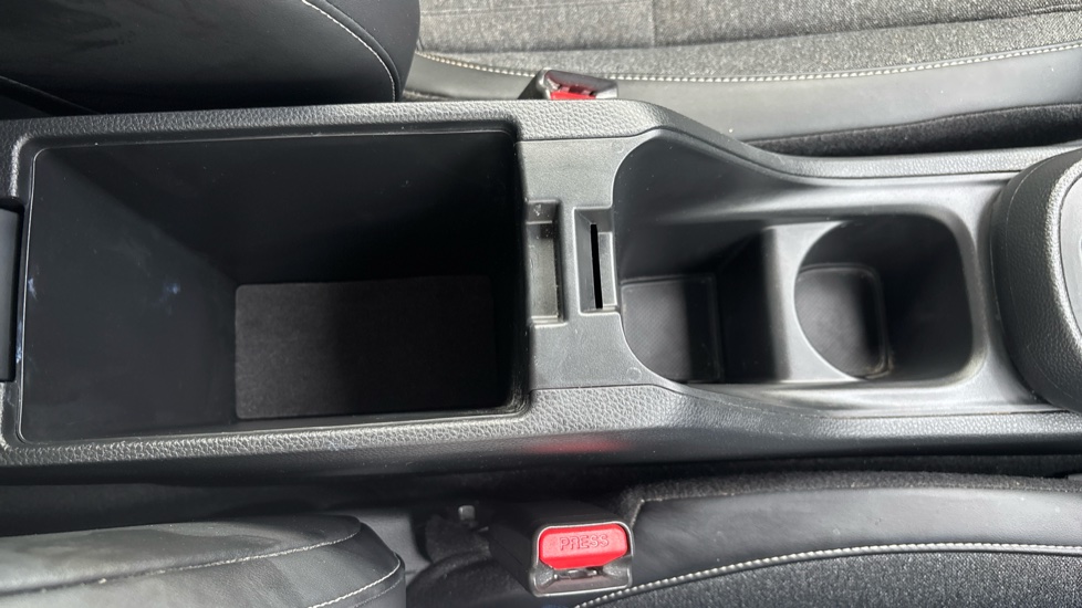 Honda Jazz 1.5 i-MMD Hybrid Advance 5dr eCVT Hybrid Hatchback - Image 22
