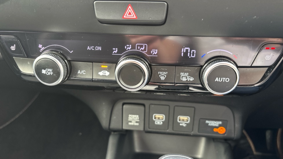 Honda Jazz 1.5 i-MMD Hybrid Advance 5dr eCVT Hybrid Hatchback - Image 23