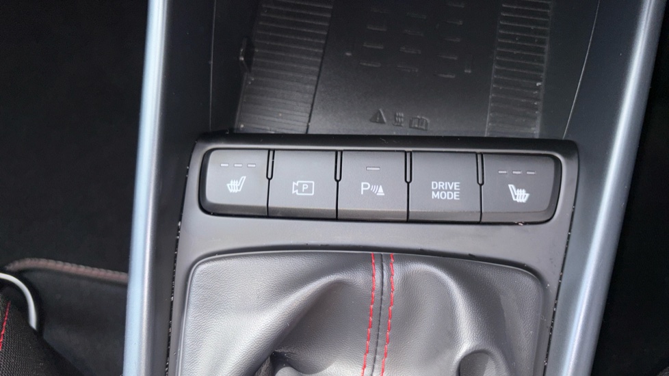 Hyundai i20 1.0T GDi N Line S 5dr Petrol Hatchback - Image 29