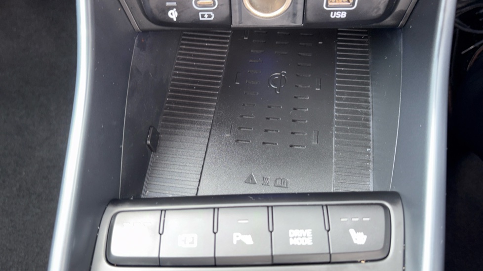 Hyundai i20 1.0T GDi N Line S 5dr Petrol Hatchback - Image 31