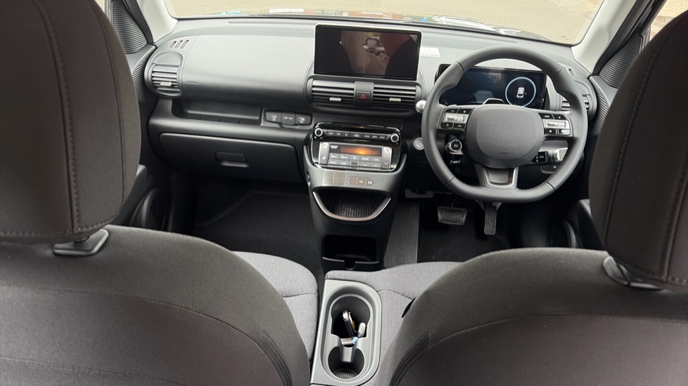 Hyundai INSTER 71kW 01 42kWh 5dr Auto Electric Hatchback - Image 10
