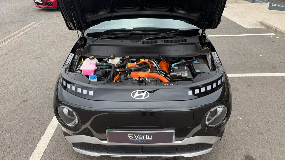 Hyundai INSTER 71kW 01 42kWh 5dr Auto Electric Hatchback - Image 8