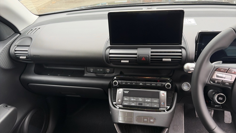 Hyundai INSTER 71kW 01 42kWh 5dr Auto Electric Hatchback - Image 14