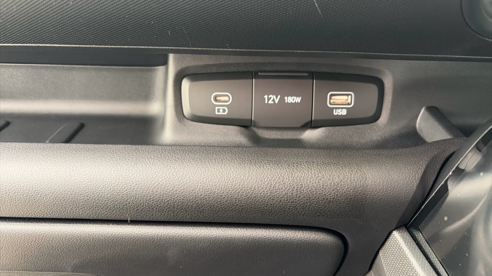 Hyundai INSTER 71kW 01 42kWh 5dr Auto Electric Hatchback - Image 30