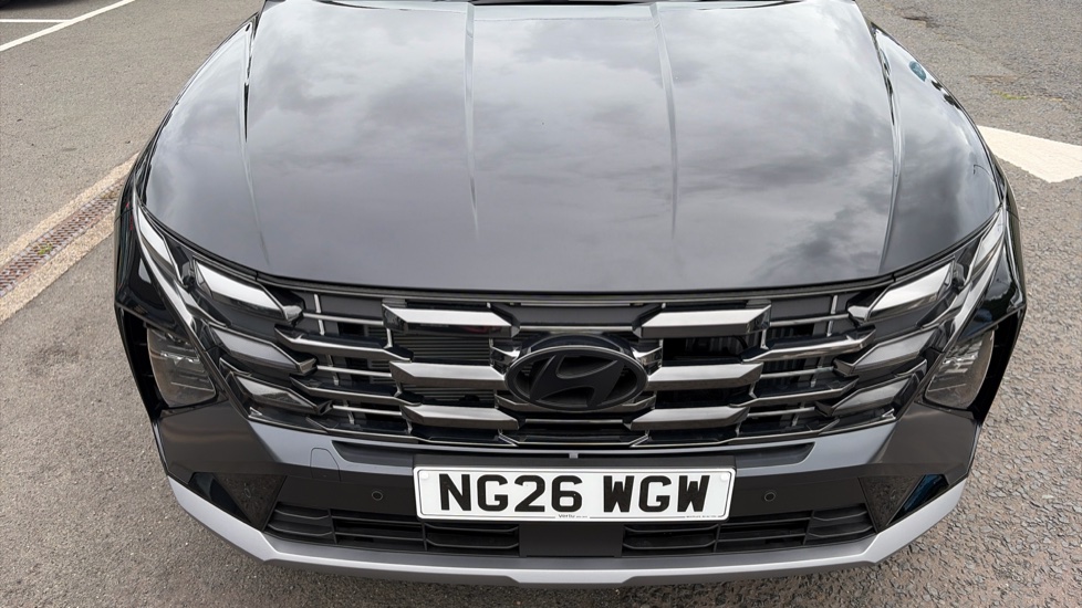 Hyundai TUCSON 1.6T Plug-in Hybrid Black Line 5dr Auto Estate - Image 8