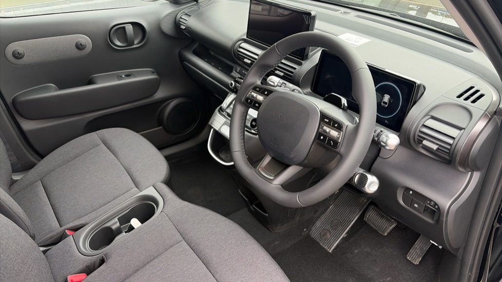 Hyundai INSTER 71kW 01 42kWh 5dr Auto Electric Hatchback - Image 11