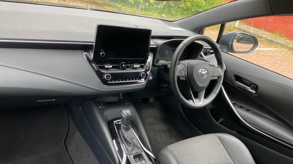Toyota Corolla 1.8 VVT-i Hybrid Design 5dr CVT Hybrid Hatchback - Image 9