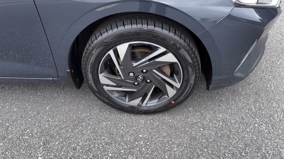 Hyundai i20 1.0T GDi 48V MHD SE Connect 5dr Petrol Hatchback - Image 35