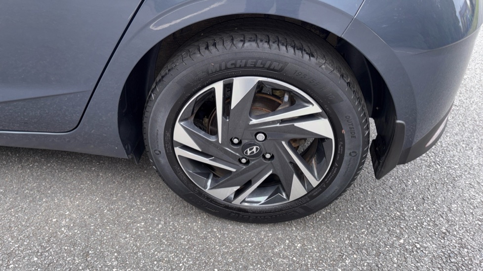 Hyundai i20 1.0T GDi 48V MHD SE Connect 5dr Petrol Hatchback - Image 37