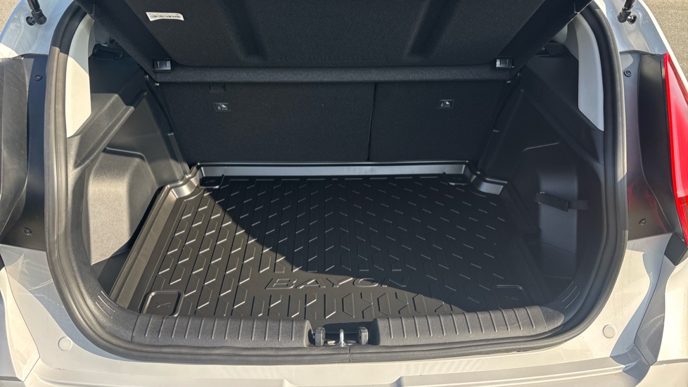 Hyundai BAYON 1.0 TGDi [90] Tech Line 5dr Petrol Hatchback - Image 4