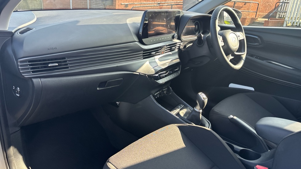 Hyundai BAYON 1.0 TGDi [90] Tech Line 5dr Petrol Hatchback - Image 9