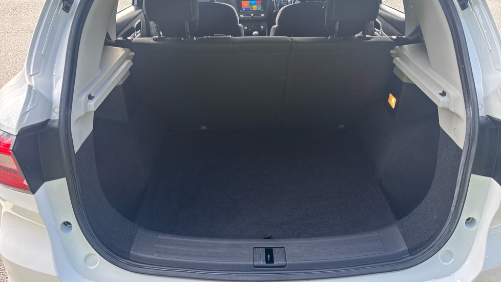 MG ZS 1.5 VTi-TECH Excite 5dr Petrol Hatchback - Image 4