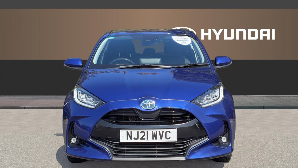 Toyota Yaris 1.5 Hybrid Design 5dr CVT Hybrid Hatchback - Image 3