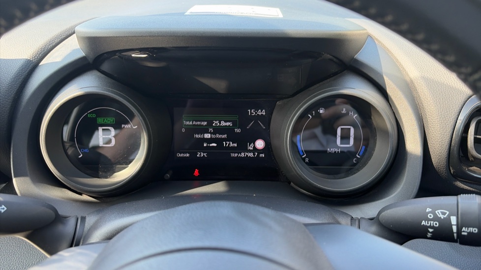 Toyota Yaris 1.5 Hybrid Design 5dr CVT Hybrid Hatchback - Image 18