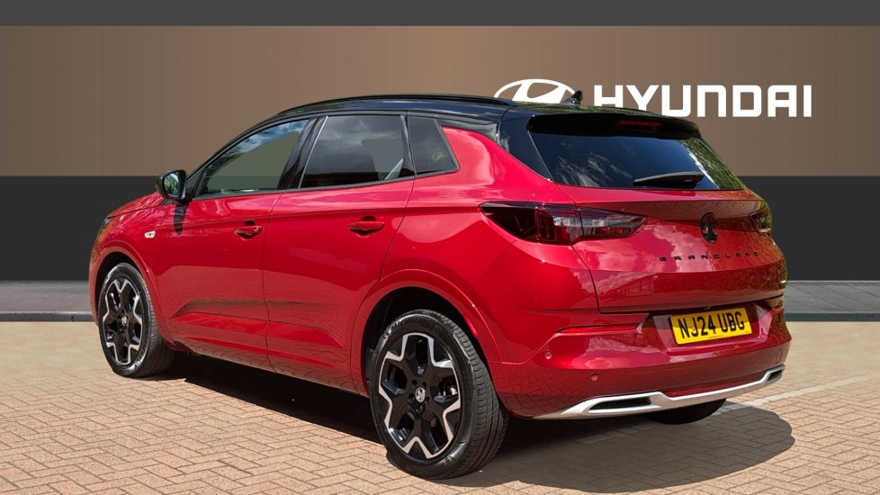 Vauxhall Grandland 1.2 Hybrid [136] Ultimate 5dr e-DCT6 Petrol Hatchback - Image 2