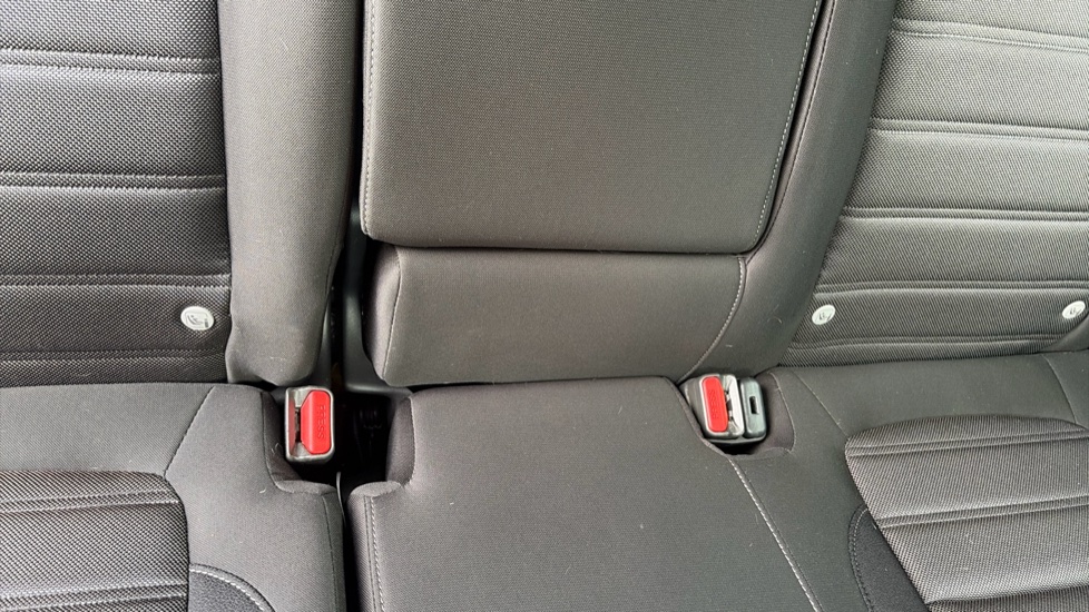 Honda CR-V 1.5 VTEC Turbo SE 5dr CVT Petrol Estate - Image 17