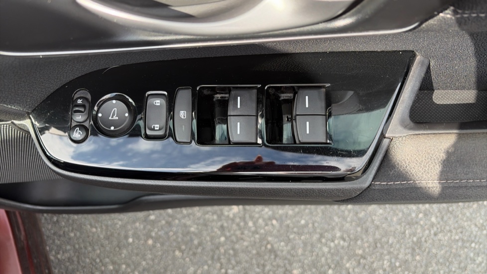 Honda CR-V 1.5 VTEC Turbo SE 5dr CVT Petrol Estate - Image 31