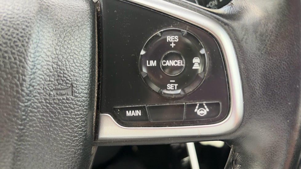 Honda CR-V 1.5 VTEC Turbo SE 5dr CVT Petrol Estate - Image 36