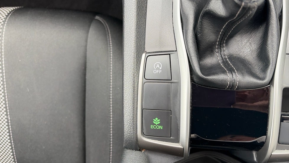 Honda Civic 1.5 VTEC Turbo Sport 5dr Petrol Hatchback - Image 21