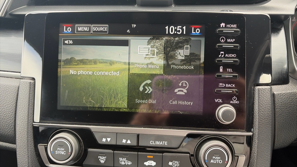 Honda Civic 1.5 VTEC Turbo Sport 5dr Petrol Hatchback - Image 25