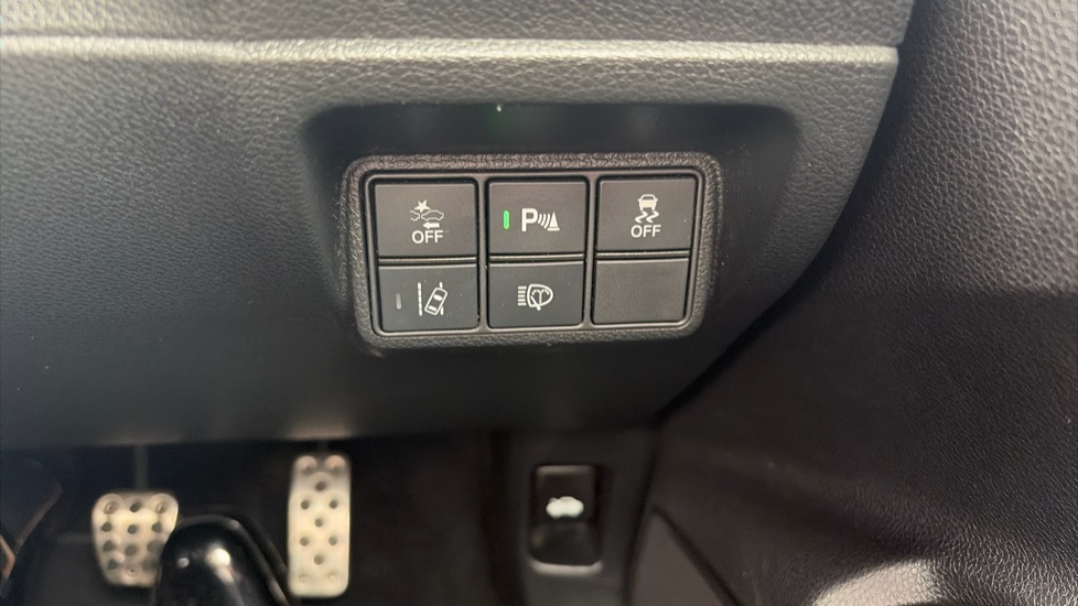 Honda Civic 1.5 VTEC Turbo Sport 5dr Petrol Hatchback - Image 33