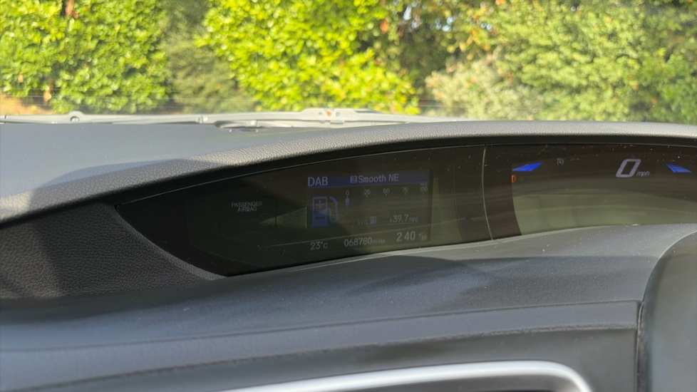 Honda Civic 1.8 i-VTEC SE Plus 5dr Petrol Hatchback - Image 21
