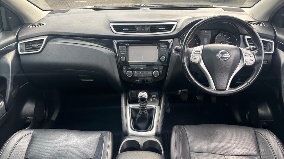 Nissan Qashqai 1.2 DiG-T Tekna [Non-Panoramic] 5dr Petrol Hatchback - Image 10