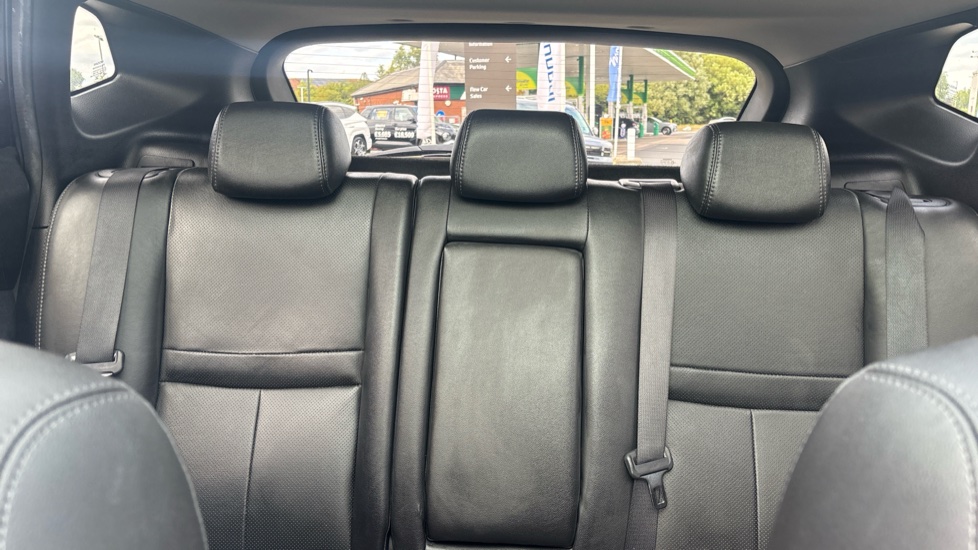 Nissan Qashqai 1.2 DiG-T Tekna [Non-Panoramic] 5dr Petrol Hatchback - Image 15