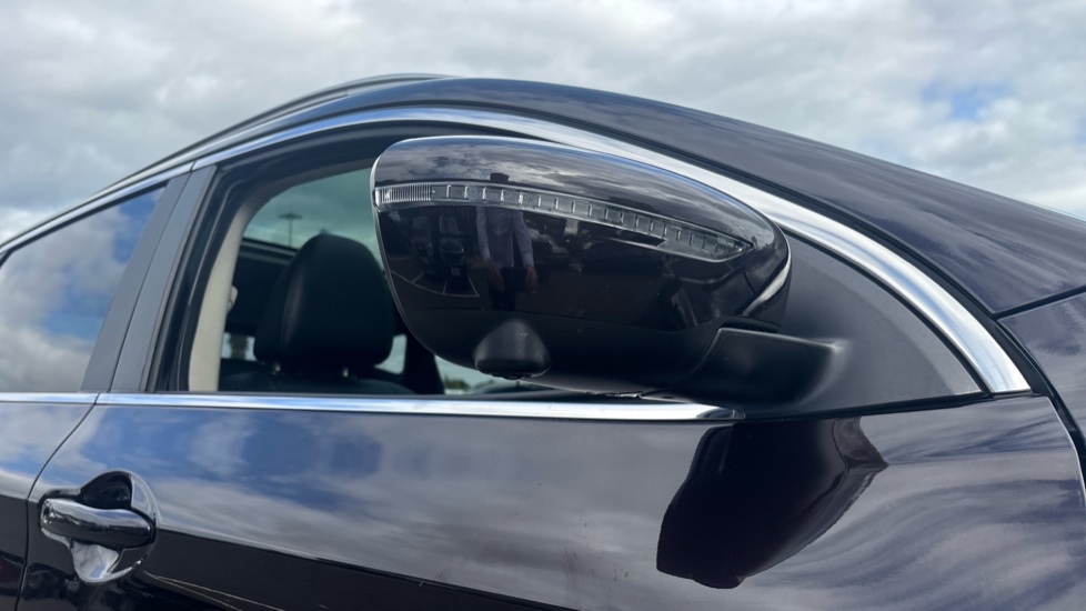 Nissan Qashqai 1.2 DiG-T Tekna [Non-Panoramic] 5dr Petrol Hatchback - Image 29