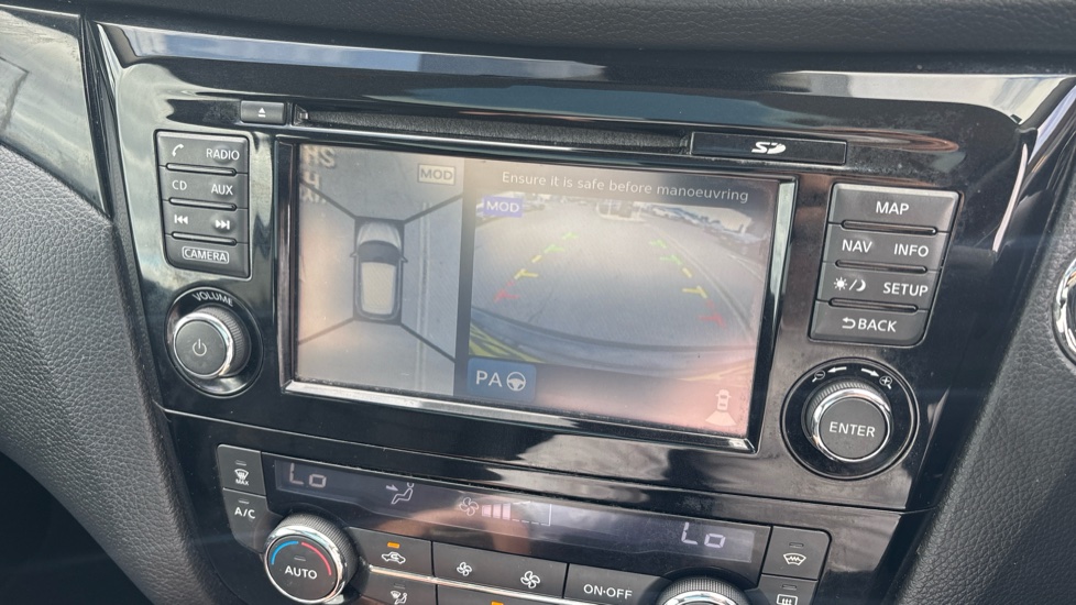 Nissan Qashqai 1.2 DiG-T Tekna [Non-Panoramic] 5dr Petrol Hatchback - Image 35