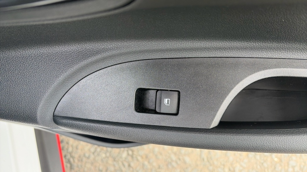 Hyundai i20 1.6T GDi N 5dr Petrol Hatchback - Image 25