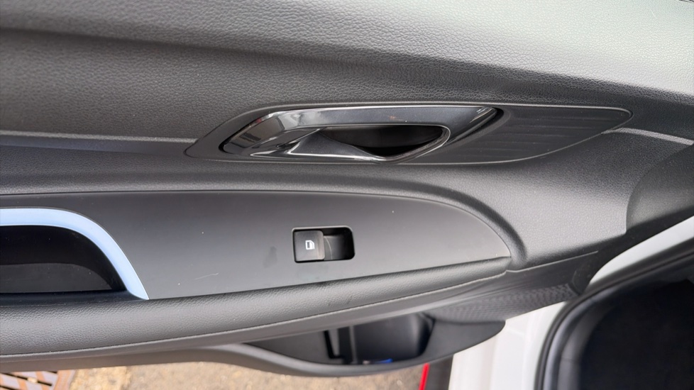 Hyundai i20 1.6T GDi N 5dr Petrol Hatchback - Image 28