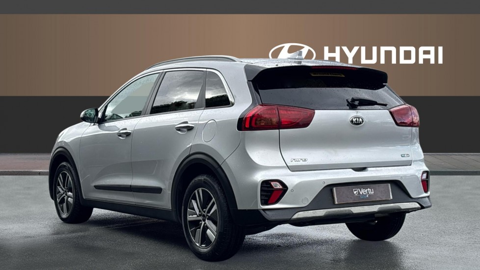 Kia Niro 1.6 GDi Hybrid 2 5dr DCT Hybrid Estate - Image 2