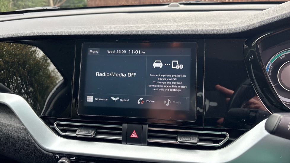 Kia Niro 1.6 GDi Hybrid 2 5dr DCT Hybrid Estate - Image 12
