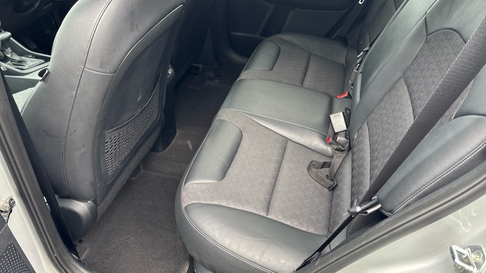 Kia Niro 1.6 GDi Hybrid 2 5dr DCT Hybrid Estate - Image 16